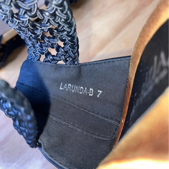 NWT PATRIZIA by Spring Steps Larunda Size 7 Black Wedges with Zipper Enclosures - Picture 6 of 10